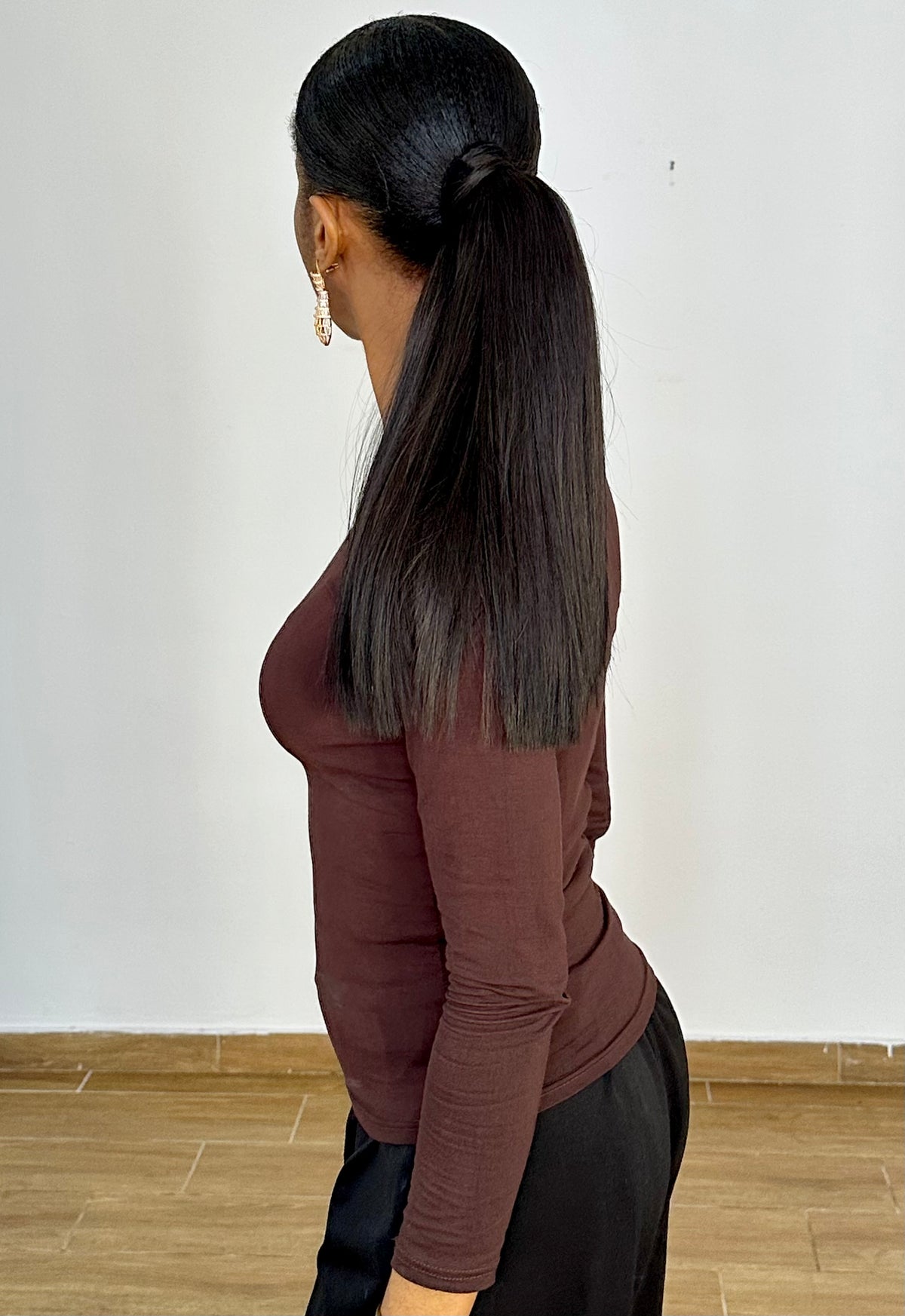 LAUREL STRAIGHT PONYTAIL