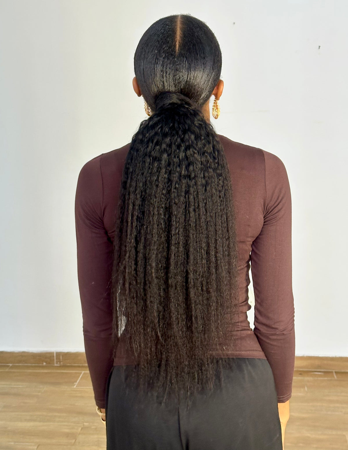 LORA STRAIGHT PONYTAIL