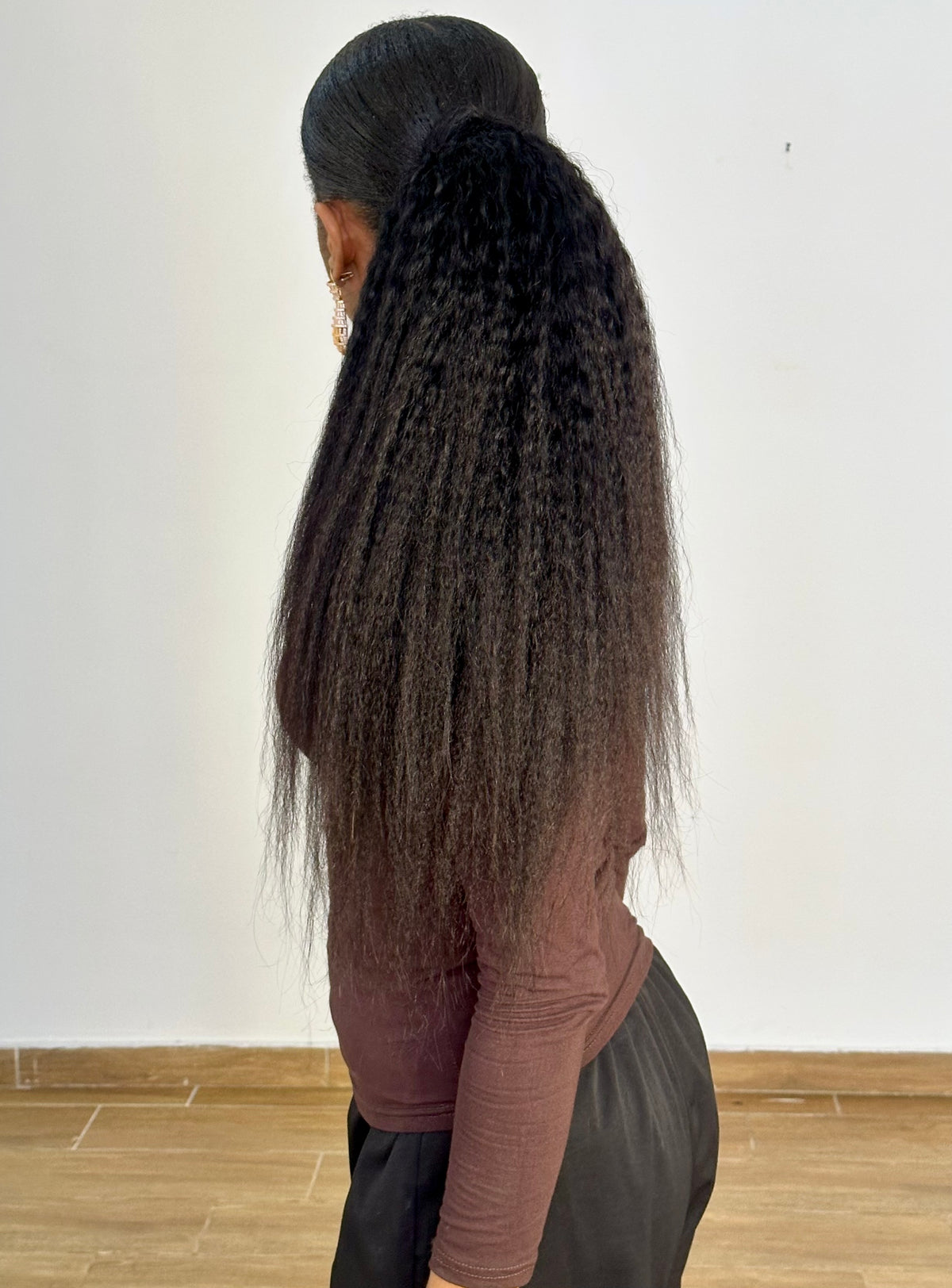 LORA STRAIGHT PONYTAIL
