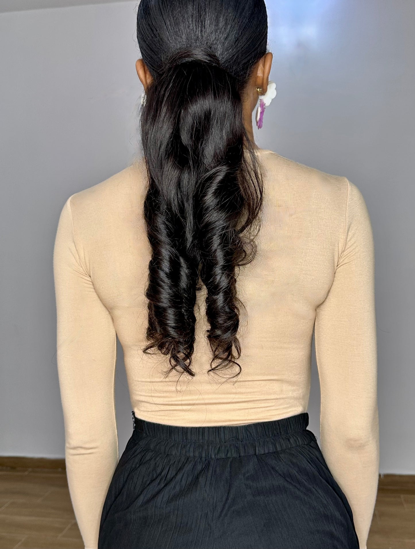 DIADEM WAVY PONYTAIL